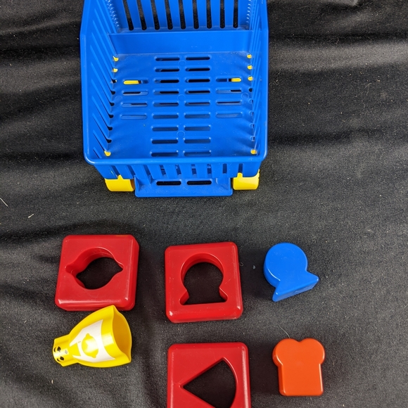 Toys 1989 Discovery Toys Replacement Parts Shape Sorting Grocery